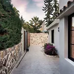 Villa Jazmine Exquisite Oasis Nuva Andalucia