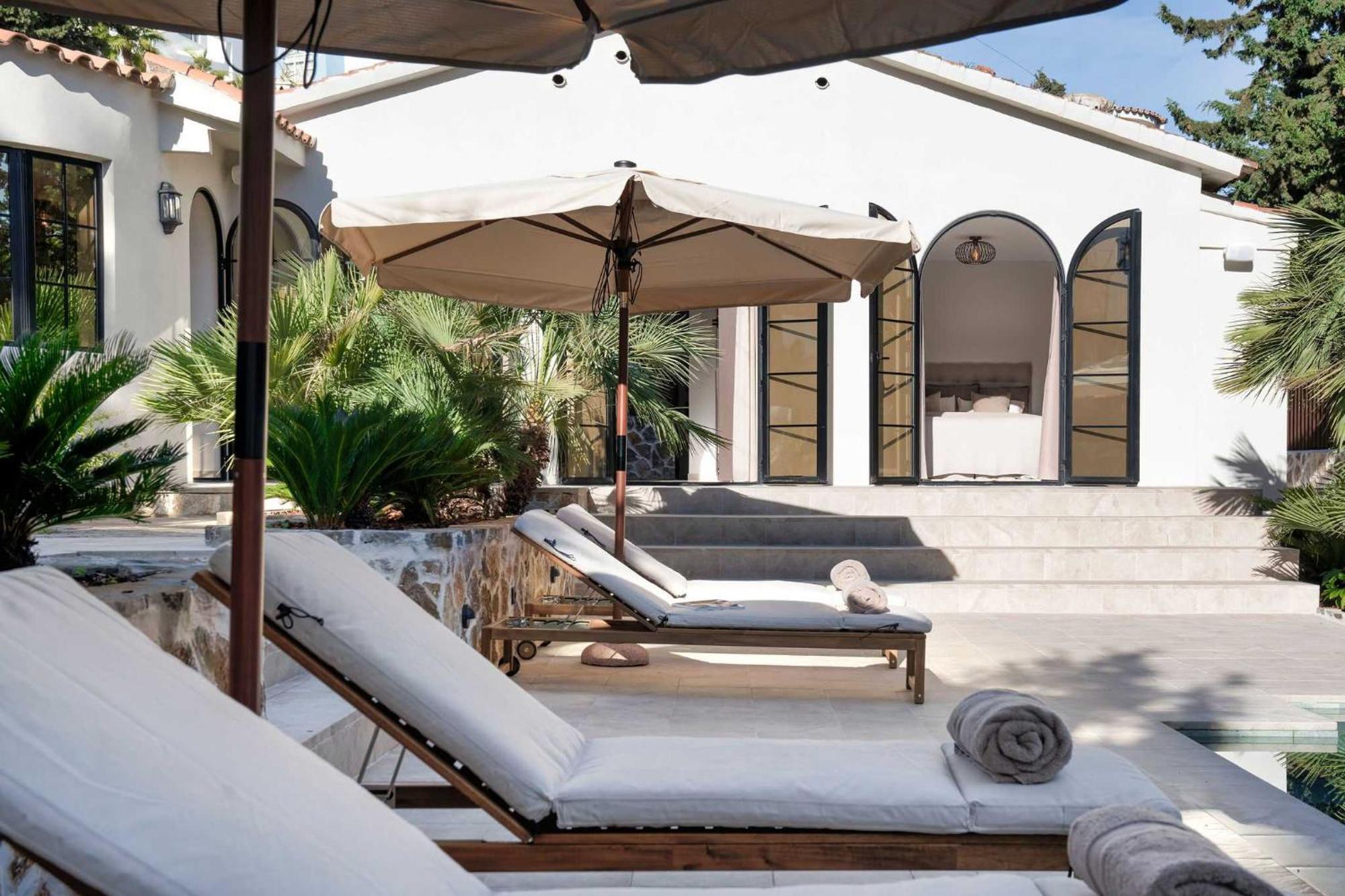 Jazmine Exquisite Oasis Nuva Andalucia Villa *