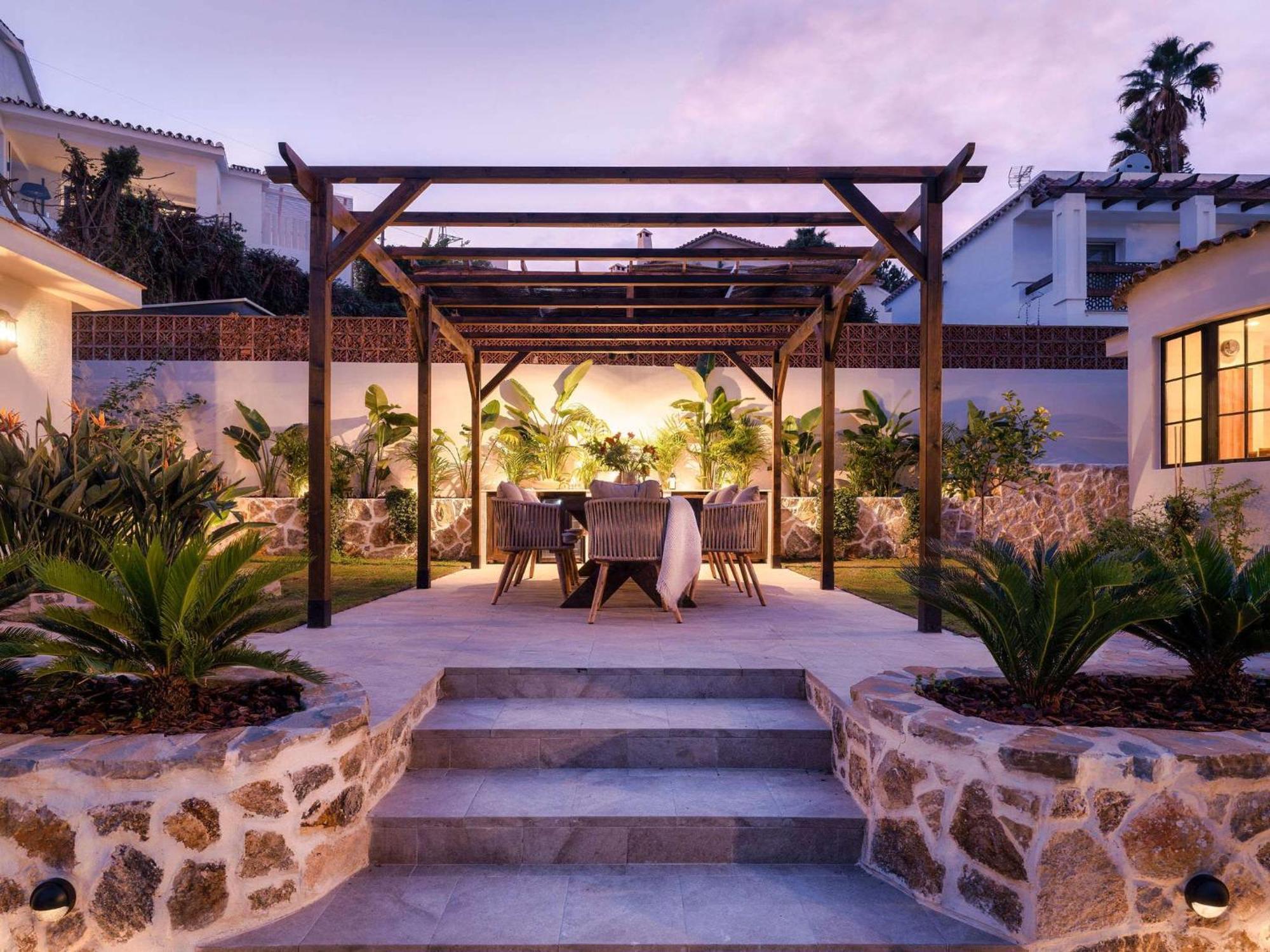 Jazmine Exquisite Oasis Nuva Andalucia Marbella